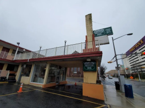 Atlantic Motor Inn