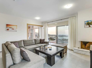 Luxury Villa Rami with private swimming pool