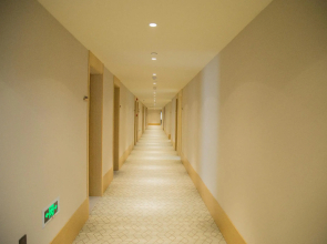 Ji Hotel Hefeng Binhu Shidai Square