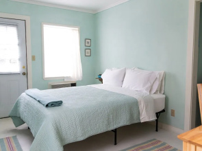 The Blue Room - Charming Studio, Great Location!  by RedAwning