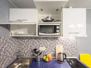 LeoHotels on 4th Sovetskaya,8