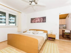 Apartments & Rooms Jokovic-comfort Studio Apartment With Terrace and Partial Sea View