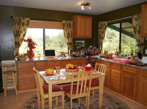 The Artist Cottage - Bed And Breakfast