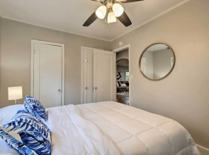 Updated Fayetteville Home < 2 Miles to Uark!