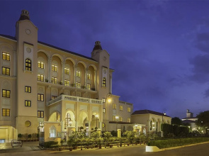 Dlf Club5