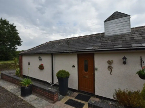 Little Rushbrook Cottages