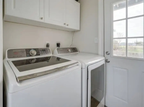 Pet-friendly Texas Retreat w/ Deck & Gas Grill!