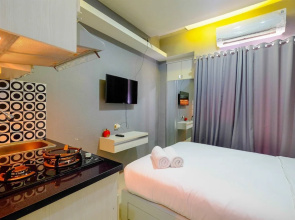 Furnished Studio Green Pramuka City Apartment