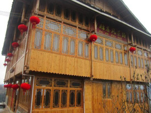 Dragon Hill Scenic Hotel
