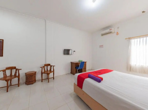 RedDoorz near Samarinda Square