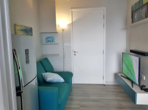 1BR Centric Sea 812 With Infinity Pool