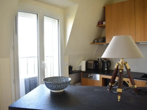 Bright Studio Apartment With High View