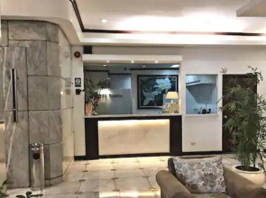 Sunette Tower Hotel