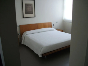 Vista Hotel & Residence