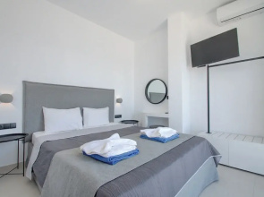 Pyrgos Exclusive Villas