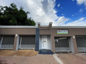 Border Close Guesthouse