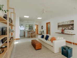 Peninsula Beach Villa with LOV