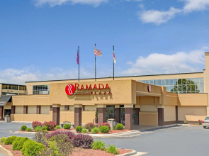 Ramada Plaza & Conf Center by Wyndham Charlotte Airport