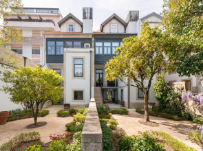 Marques Garden House by Olivia