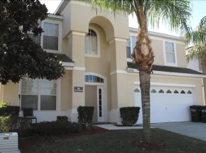 8008 Windsor Palms Resort