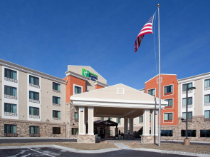 Holiday Inn Express & Suites Orem-North Provo by IHG