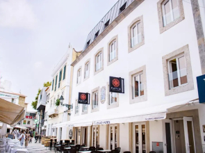 Kavia Hotel do Largo