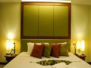 Windmill Resort Hotel