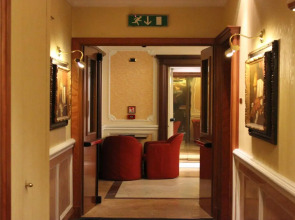 Dei Consoli Vaticano Hotel and Depedance