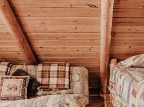 Baker Rim Cabin 17 - A Rustic Family Cabin With Modern Features