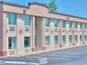 Days Inn New Cumberland/Harrisburg South