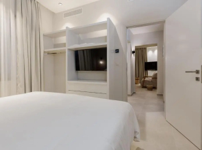 Kales Sea View Suites