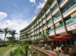 Luminous Hot Spring & Resort