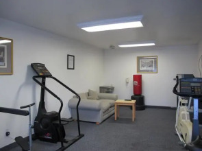 Econo Lodge Inn & Suites Central