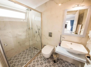 Ceylan Boutique House