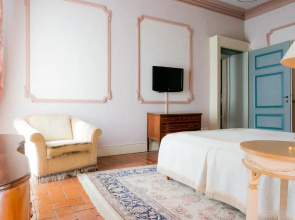 Suite Apartments in Villa del 1700