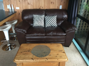 Grafton Cottage & Chalets