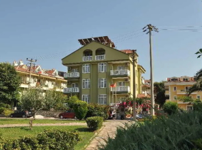 Club Ege Apart Hotel