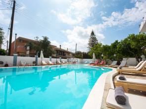 Aquarius Beach Eco-Hotel