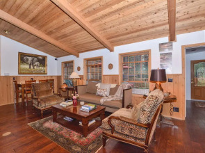 Alpenhorn Bed And Breakfast Inn
