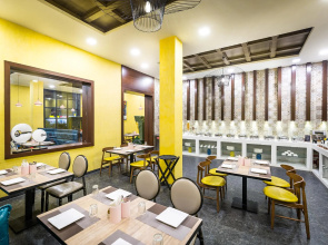 Hotel Asansol International