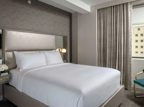 Tulsa Club Hotel, Curio Collection by Hilton