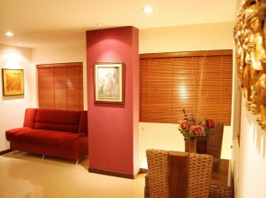 Rita Resort and Residence