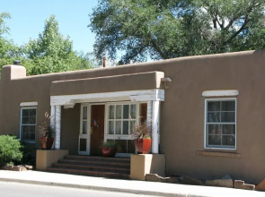 Casa de Tres Lunas