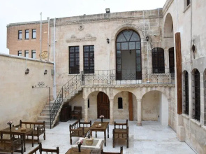 La Riva Konakları