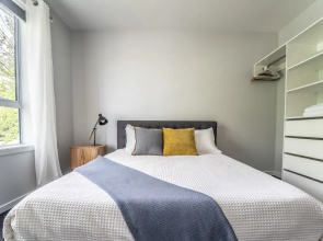 Uptown City Loft