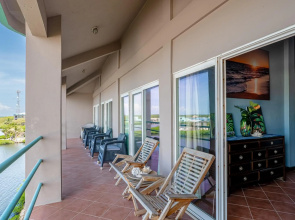 Suite H301 @ Mara Laguna