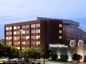 DoubleTree by Hilton Rochester