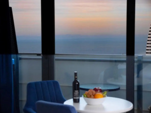 Апартаменты Royal Sea Breeze