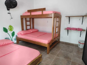 Hostal Rojoyale