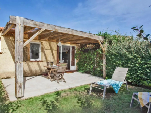 location pour 2 personnes Amarylis à Calvi avec jardin piscine barbecue